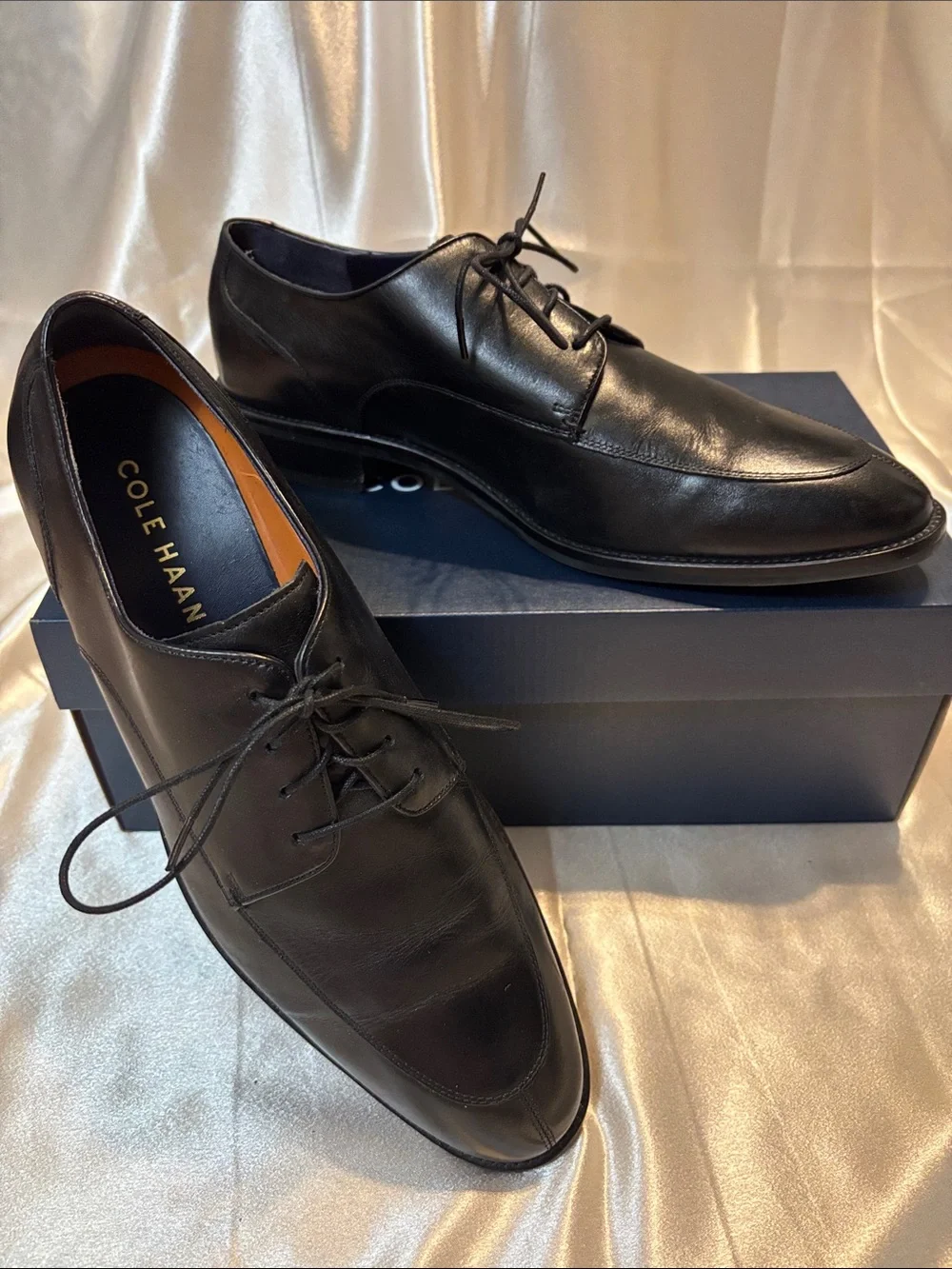 Cole Haan Black Leather Lace-Up Derby Shoes
